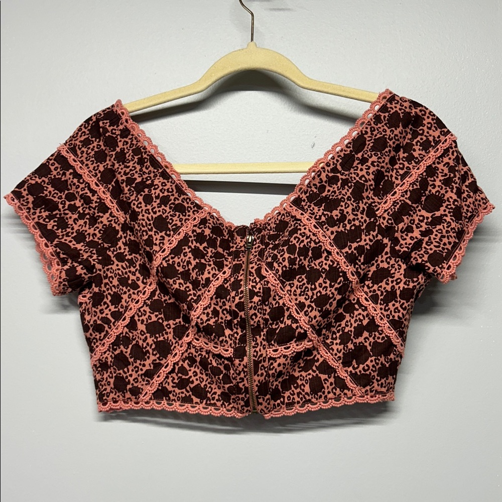 Anthropologie Off-The-Shoulder Top Boho Festival Lace Trim Crop‎ Size Small NWT - Picture 3 of 4